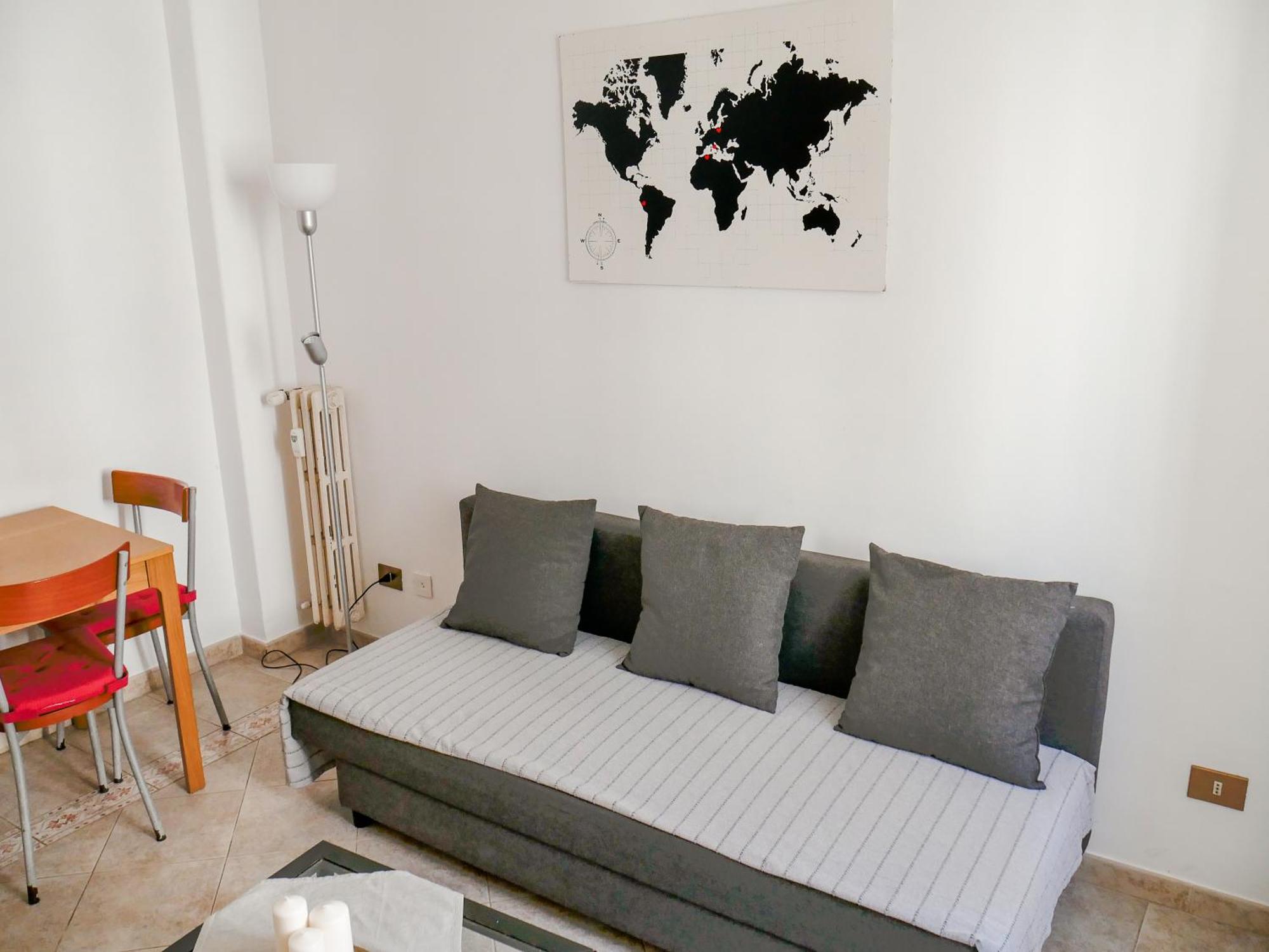 Modern 1 Bedroom Near Metro ローマ エクステリア 写真